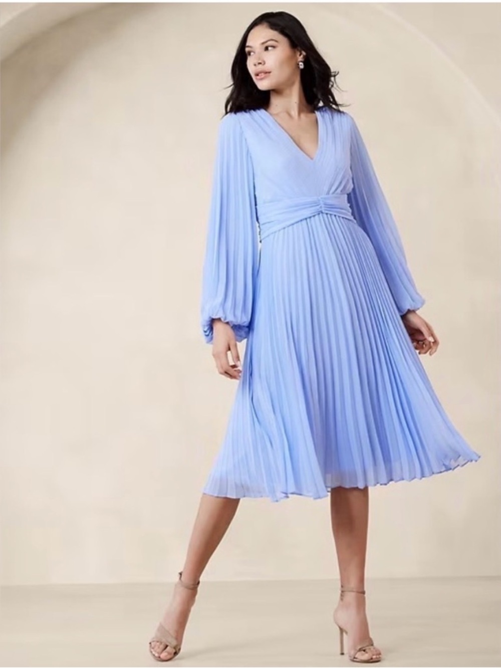 Banana Republic Chiffon Pleated V-Neck Midi Dress in Light Blue